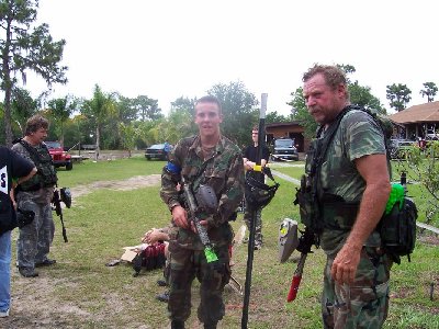 25616363463.jpg (215.22 KiB) Viewed 3888 times i'm the big guy, we just finnished a mission and then took over oppositions base.