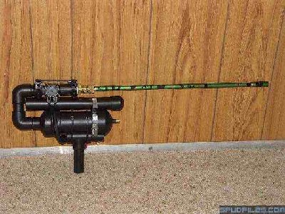 The Bandit <br /><br />Home made scope rail, 20mm elec soloniod valve, air chamber is 50mm(2&amp;quot;) and about 200mm(8&amp;quot;) long, middle tube houses the 3&amp;amp;nbsp; 9 volt batteries,. 40 cal(10mm) blowpipe barrel 480(19&amp;quot;) long / 1100mm(43&amp;quot;) with barrel extention, firing both blowgun darts+also 10mm ball bearings too.