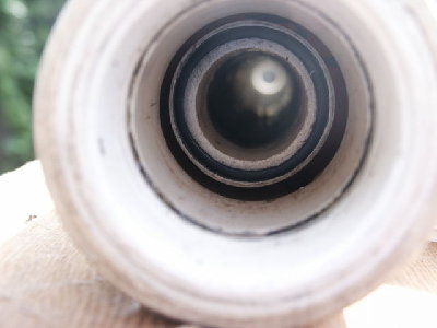 1 inch barrel centered in 2 inch chamber by PE tubing zip tied to the barrel.