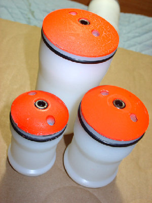 2.5&amp;quot; stands over 4&amp;quot; tall