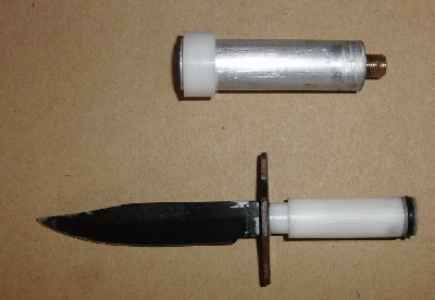 knife and chamber