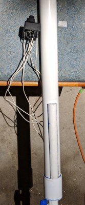 IMG_20181218_205219.jpg (697.85 KiB) Viewed 9212 times The dangling chords and igniter don't make this very ergonomic...<br />You can see I glued a piece of pvc sliced in half over the connected electrodes so that the metal strip doesn't snag on clothing.