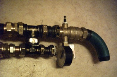Riotgun long barrel version 26mm bore.Max pressure 25 bar.ammo= 1&amp;quot;marbles.Here you see a closeup of the ballvalve, trigger and grip.