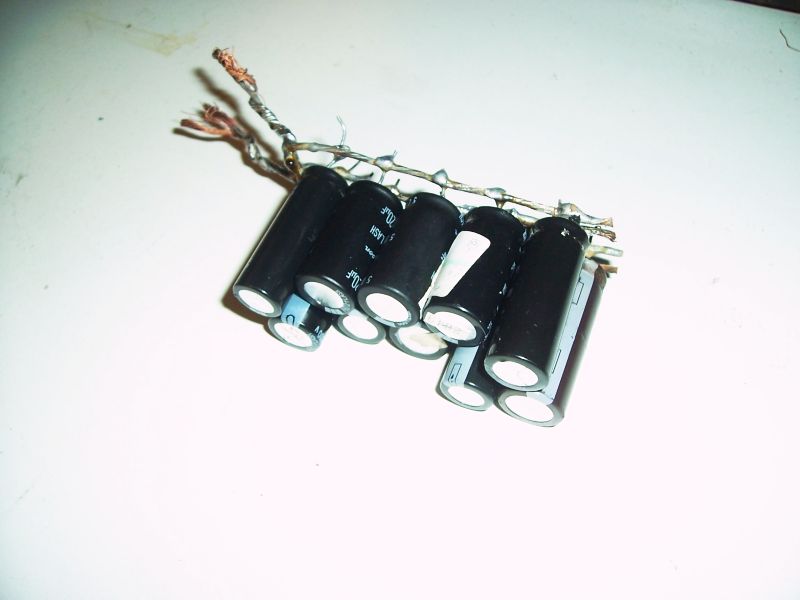 The uploader insisted  that the capacitor bank be the first picture shown, even though I originally put it half way down.<br />Damn you, uploader.