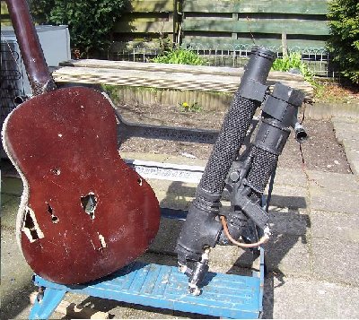 mgvsoverkill005.jpg (111.34 KiB) Viewed 3290 times Now that is damage.Shot clean through an old quitar at 10 bar with my ubercompact 47 mm breakbarrel cannon Overkill<br />It can take 30 bar..I have a love for compact overpowered guns..in case you haven't noticed..