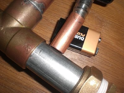 pipe to pipe that needs to get soldered(it will be copper but I need to buy that piece) (28mm)